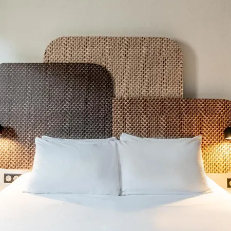 Prado Parc Des Expositions Hotel Marselha